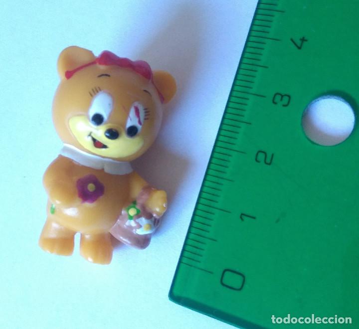 Juguetes antiguos y Juegos de colecci&oacute;n: figura osito bear mu&ntilde;equito mu&ntilde;eco figurita mini oso flores osa