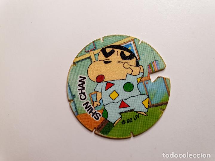 Juguetes antiguos y Juegos de colecci&oacute;n: TAZO GREFUSA VOLADOR - SHINCHAN SHIN CHAN - N&ordm; 34