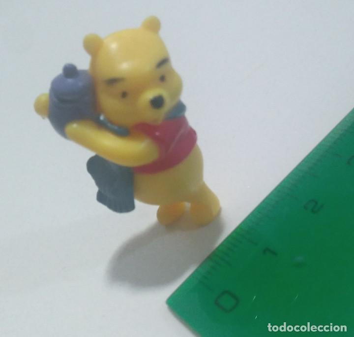 Juguetes antiguos y juegos de colecci&oacute;n: figura disney figurita mu&ntilde;eco winnie poh pooh mu&ntilde;equito miniatura osito bear tarro miel oso