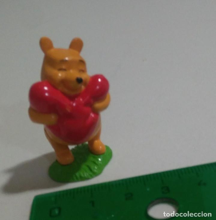 Juguetes antiguos y juegos de colecci&oacute;n: figura disney figurita mu&ntilde;eco winnie poh pooh mu&ntilde;equito miniatura mini corazon love amor osito bear