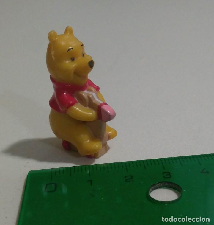 Juguetes antiguos y juegos de colecci&oacute;n: figura disney figurita mu&ntilde;eco winnie poh pooh mu&ntilde;equito miniatura mini caballito d madera osito bear