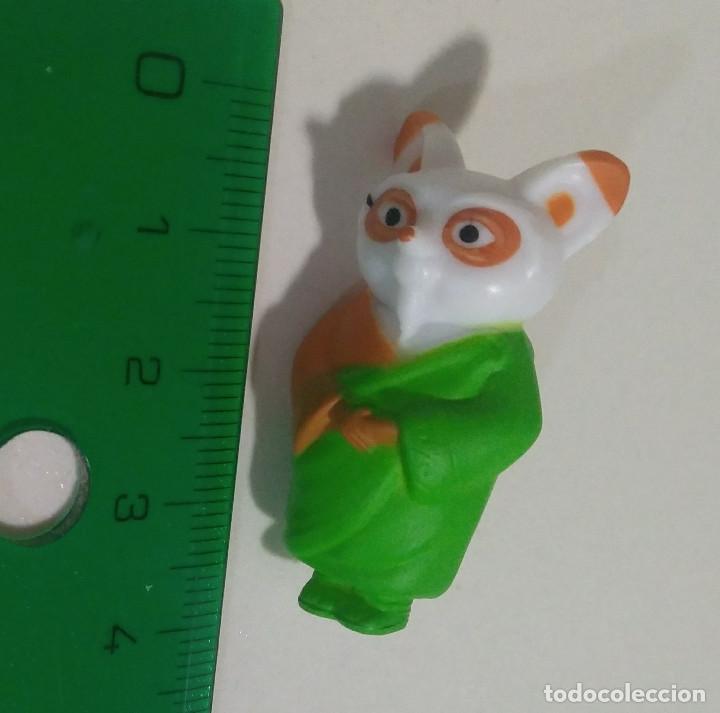 Juguetes antiguos y Juegos de colecci&oacute;n: zaini kung fu panda figura mu&ntilde;eco figurita mu&ntilde;equito de huevo sorpresa mini maestro