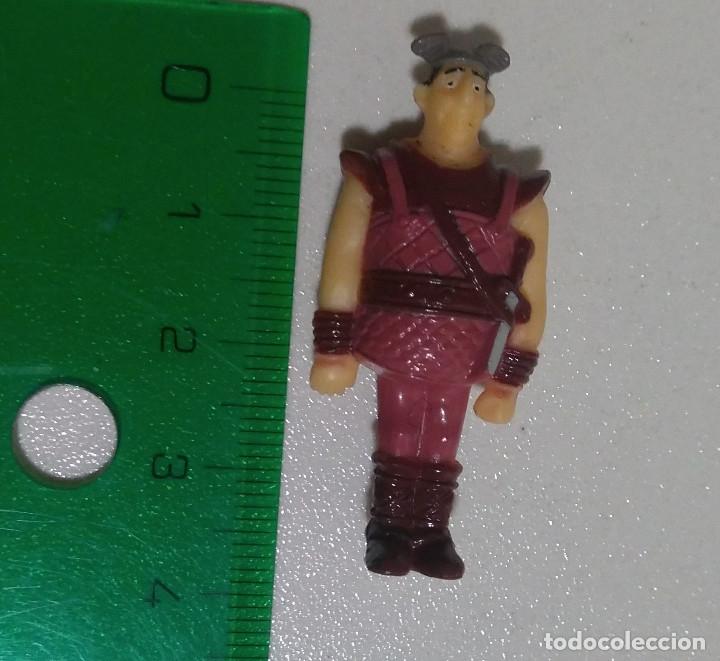 Juguetes antiguos y juegos de colecci&oacute;n: mini miniatura mu&ntilde;eco figura figurita zaini rapunzel enredados tangled vikingo