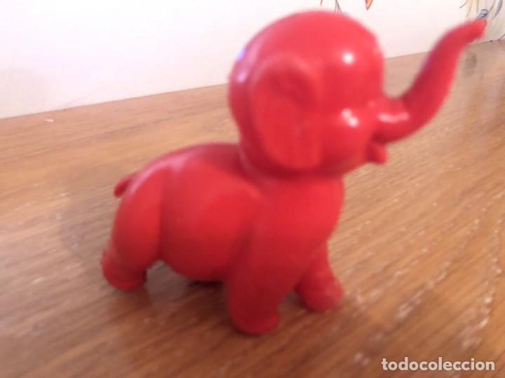 Juguetes antiguos y Juegos de colecci&oacute;n: Elefante de pl&aacute;stico 8 altura por 7 de largo