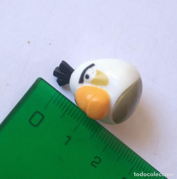 Juguetes antiguos y Juegos de colecci&oacute;n: figura goma dura blanco angry birds mu&ntilde;equito pajaro mu&ntilde;eco figurita