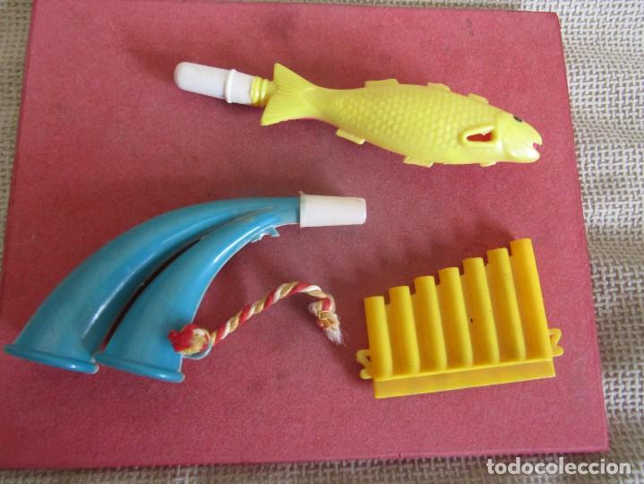 Brinquedos antigos e Jogos de cole&ccedil;&atilde;o: Tres Antiguas Cornetas de Plastico