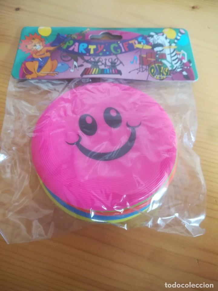 Juguetes antiguos y Juegos de colecci&oacute;n: BOLSA SMILEY FRISBEE DISCOS VOLADORES 5 COLORES SURTIDOS