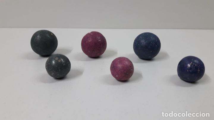 Juguetes antiguos y Juegos de colecci&oacute;n: TRES BOLAS Y TES CANICAS ANTIGUAS . REALIZADAS EN BARRO COCIDAS . ORIGINALES SIN USO