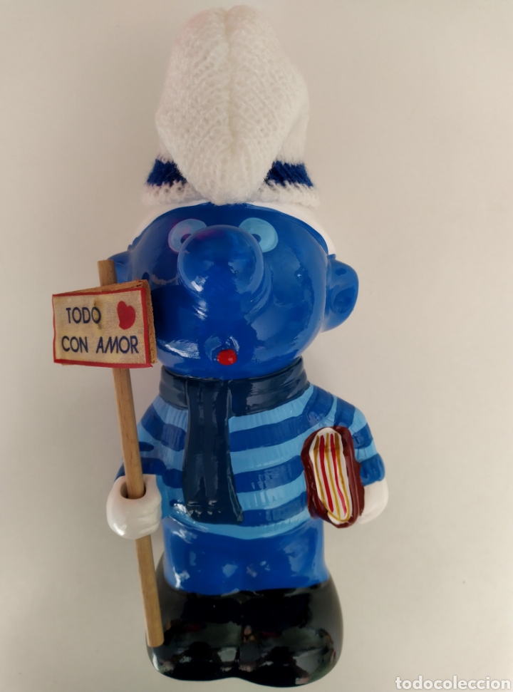 Juguetes antiguos y Juegos de colecci&oacute;n: Hucha de cer&aacute;mica figura de Pitufo (23 cm de alto)