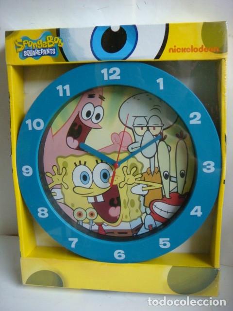 Juguetes antiguos y juegos de colecci&oacute;n: RELOJ INFANTIL DE PARED DE SPONGEBOB ES NUEVO CON SU CAJA DE ORIGEN.(&)