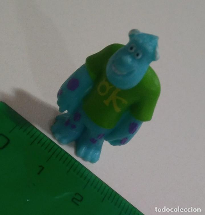 Juguetes antiguos y juegos de colecci&oacute;n: monsters university mu&ntilde;eco pixar figurita figura mu&ntilde;eco disney monster sully mini