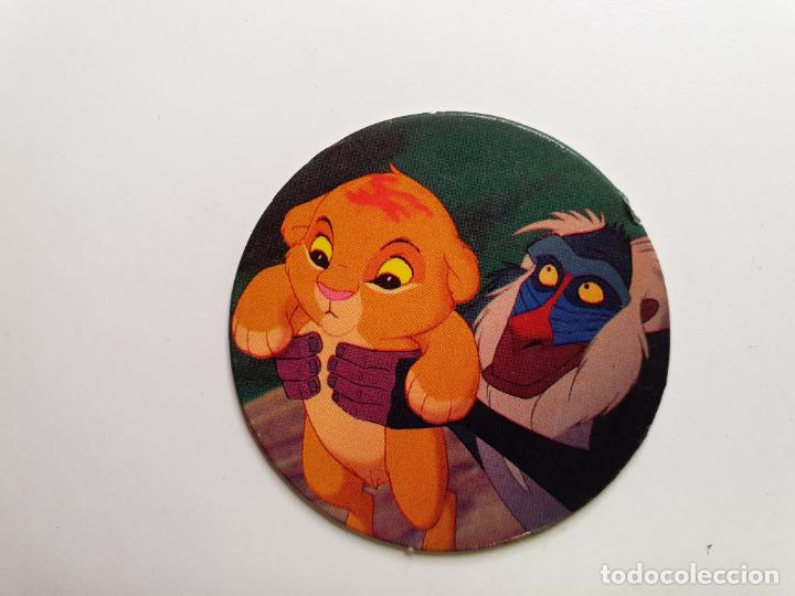 Juguetes antiguos y Juegos de colecci&oacute;n: TAZO PANINI CAPS - DISNEY EL REY LEON - TRASERA RE LEONE - N&ordm; 5
