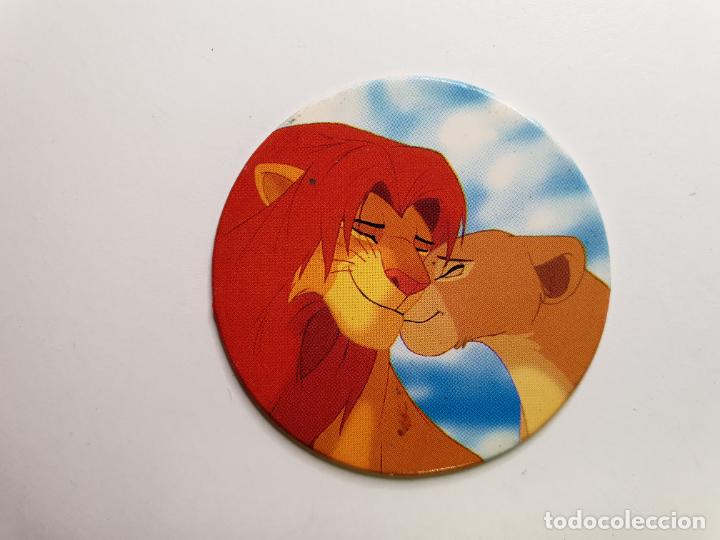 Juguetes antiguos y Juegos de colecci&oacute;n: TAZO PANINI CAPS - DISNEY EL REY LEON - TRASERA KONIG DER LOWEN - N&ordm; 35