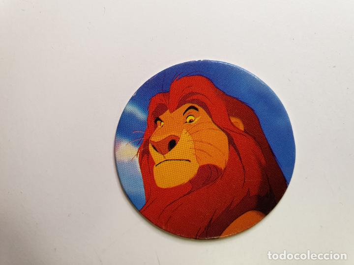 Juguetes antiguos y Juegos de colecci&oacute;n: TAZO PANINI CAPS - DISNEY EL REY LEON - TRASERA LEEUWEKONING - N&ordm; 2