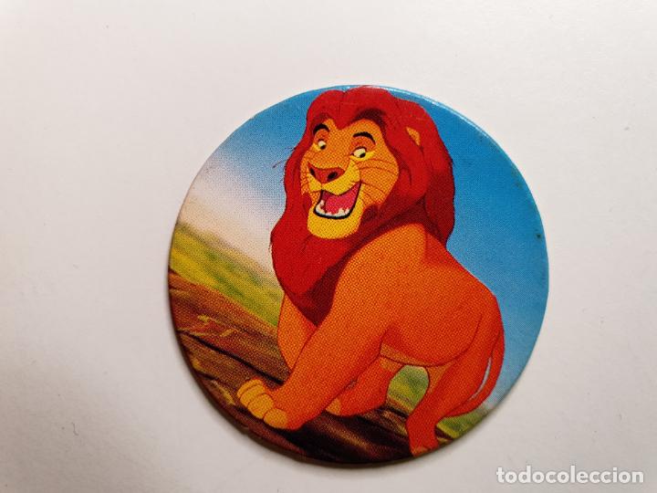 Juguetes antiguos y Juegos de colecci&oacute;n: TAZO PANINI CAPS - DISNEY EL REY LEON - TRASERA LION KING - N&ordm; 6