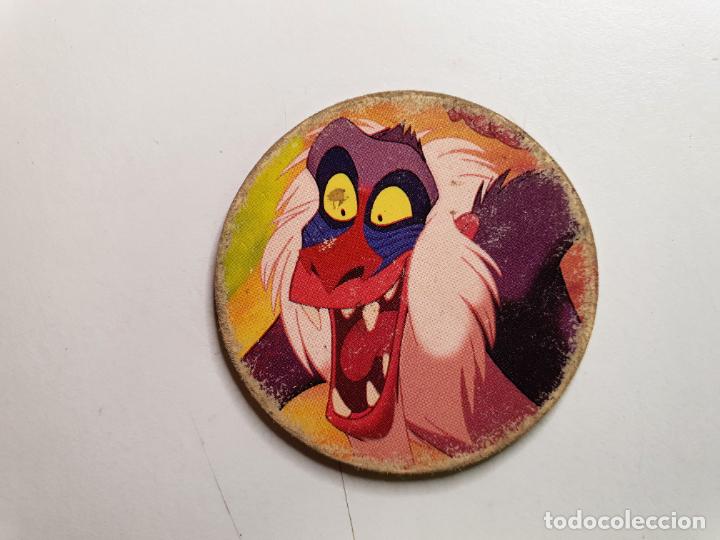 Juguetes antiguos y Juegos de colecci&oacute;n: TAZO PANINI CAPS - DISNEY EL REY LEON - TRASERA LION KING - N&ordm; 25