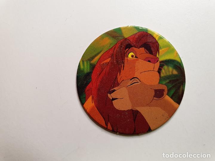 Juguetes antiguos y Juegos de colecci&oacute;n: TAZO PANINI CAPS - DISNEY EL REY LEON - TRASERA LION KING - N&ordm; 33