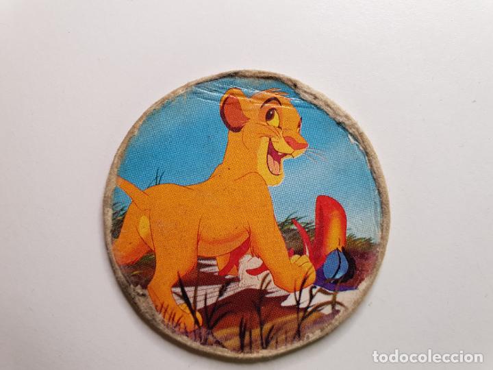 Juguetes antiguos y Juegos de colecci&oacute;n: TAZO PANINI CAPS - DISNEY EL REY LEON - TRASERA REY LEON - N&ordm; 9