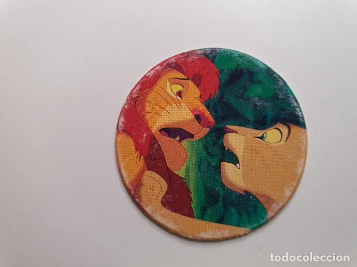 Juguetes antiguos y Juegos de colecci&oacute;n: TAZO PANINI CAPS - DISNEY EL REY LEON - TRASERA REY LEON - N&ordm; 29
