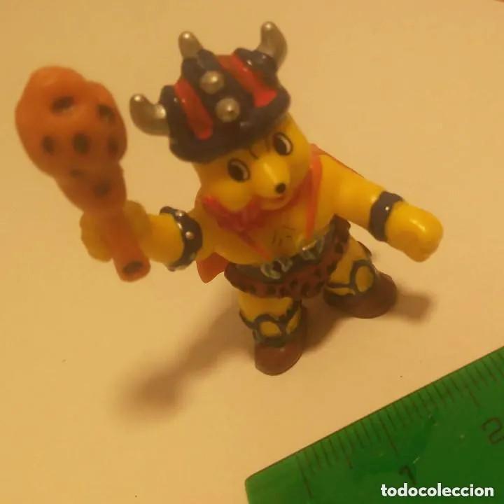 Juguetes antiguos y juegos de colecci&oacute;n: haribo edades hombre mu&ntilde;eco figura figurita vikingo fuertote casco porra mascota oso osete bear