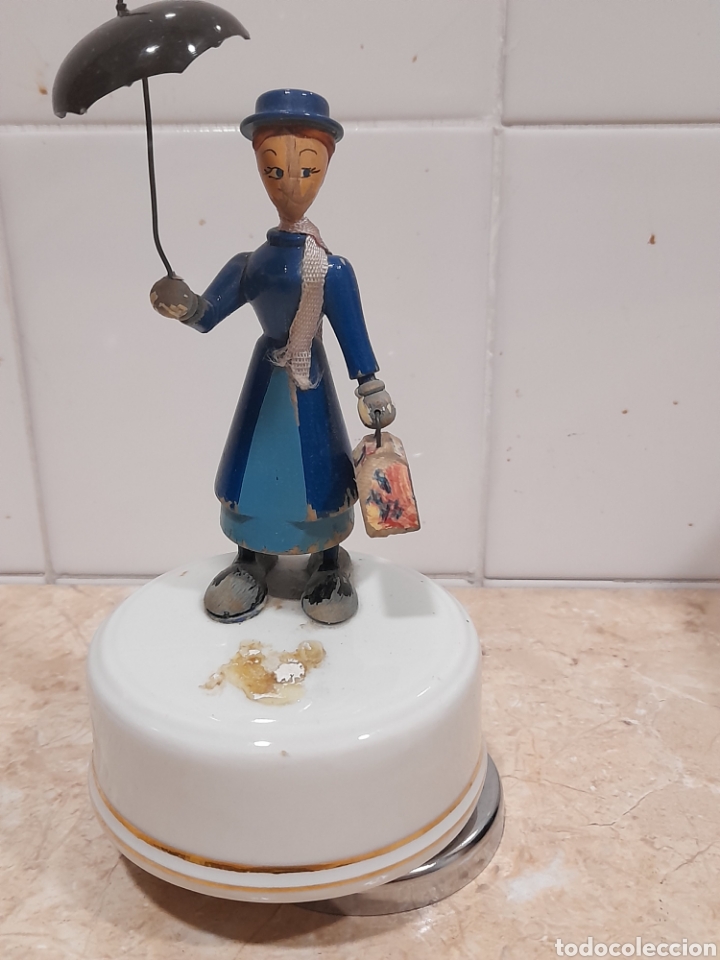 Juguetes antiguos y juegos de colecci&oacute;n: Antiguo juguete musical giratorio de Mary Poping