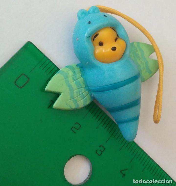 Juguetes antiguos y Juegos de colecci&oacute;n: figurita winnie pooh poh mu&ntilde;eco goma mu&ntilde;equito miniatura mini colgante disfraz libelula bichito
