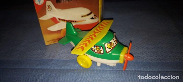 Juguetes antiguos y juegos de colecci&oacute;n: AVION MECANICA IBENSE / NUEVO