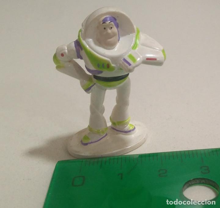 Juguetes antiguos y juegos de colecci&oacute;n: mini figurita buzz light year lightyear mu&ntilde;eco mu&ntilde;equito figurita miniatura disney pixar