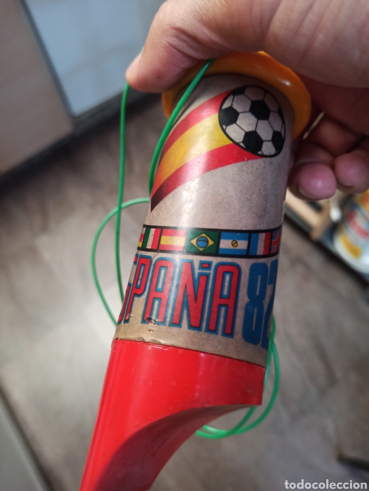 Juguetes antiguos y juegos de colecci&oacute;n: Silbato Gigante Mundial 1982