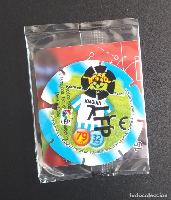 Juguetes antiguos y juegos de colecci&oacute;n: TAZO VOLADOR n&ordm; 114 JOAQU&Iacute;N M&Aacute;LAGA CHEETOS MATULIGA 2012-2013. Precintado.
