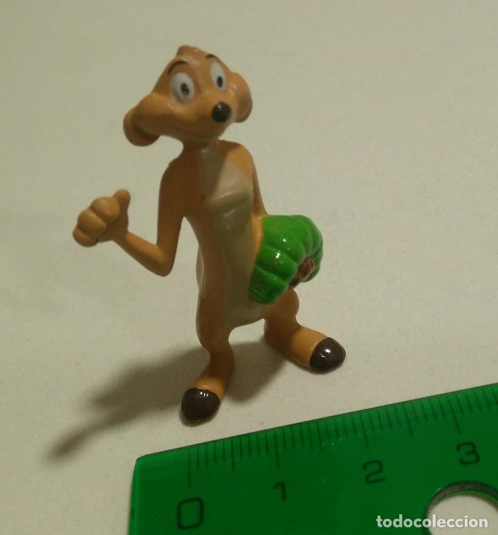 Juguetes antiguos y Juegos de colecci&oacute;n: zaini rey leon lion king mu&ntilde;eco figura figurita miniatura mu&ntilde;equito timon de huevo sorpresa mini