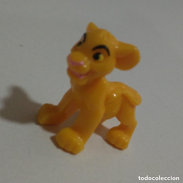Juguetes antiguos y Juegos de colecci&oacute;n: simba FIGURA DISNEY REY LEON LION KING MINIATURA MU&Ntilde;ECO nestle mini figurita mu&ntilde;equito