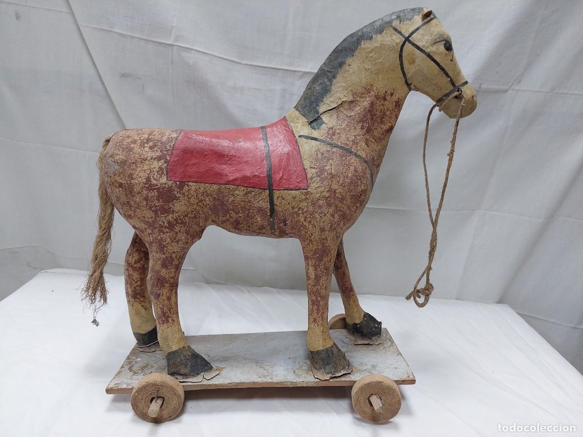 antiguo caballo de juguete cartón piedra a rued - Compra venta en