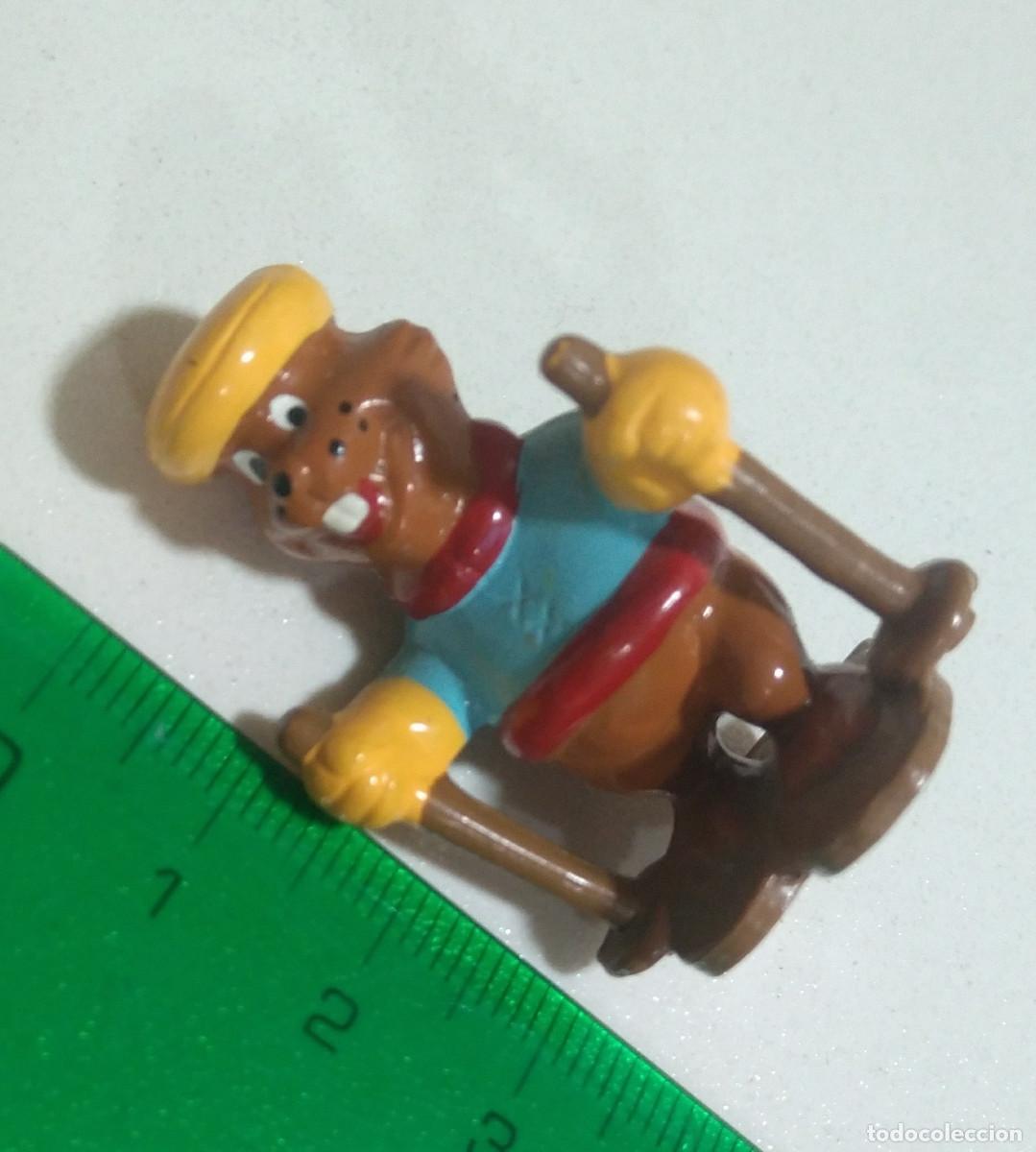 Juguetes antiguos y juegos de colecci&oacute;n: figura esquies esquis castor animal figurita mu&ntilde;eco mu&ntilde;equito miniatura mini tumador