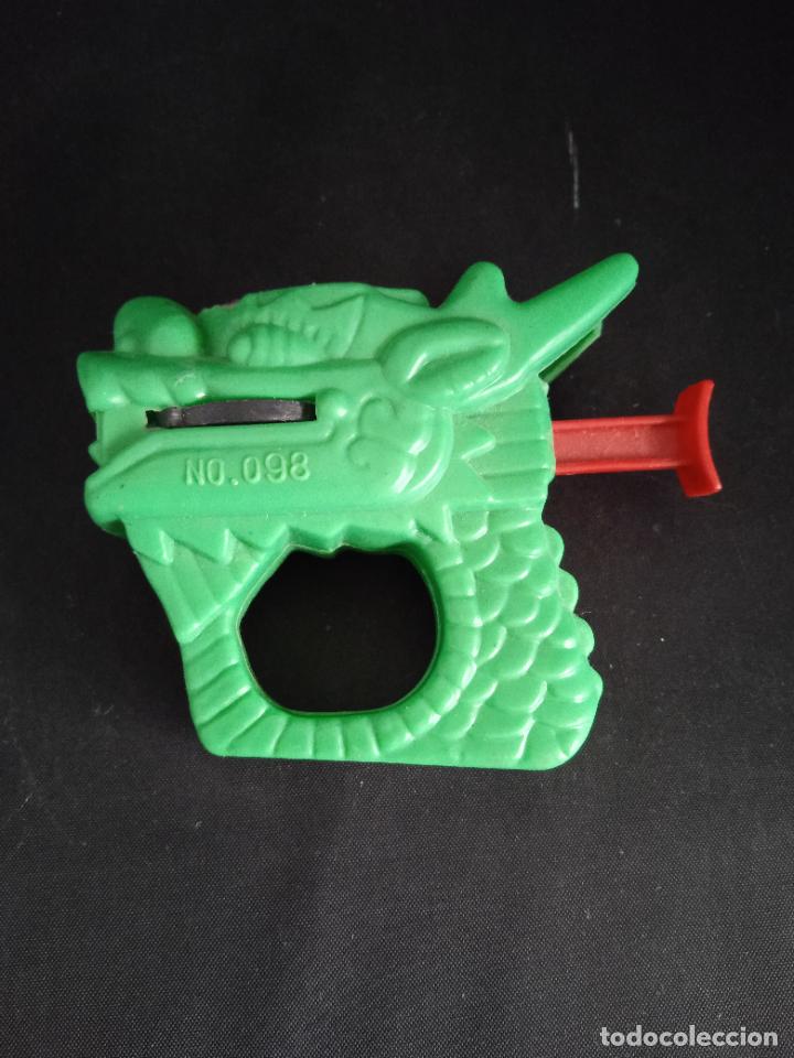 Altes Spielzeug und Spiele: PISTOLA DRAGON LANZA DISCOS - DESCONOZCO SERIE.