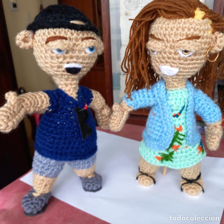 Jouets Anciens et Jeux de collection: Lote de 2 peluches de lana 30 cm de alto rasta y rapero