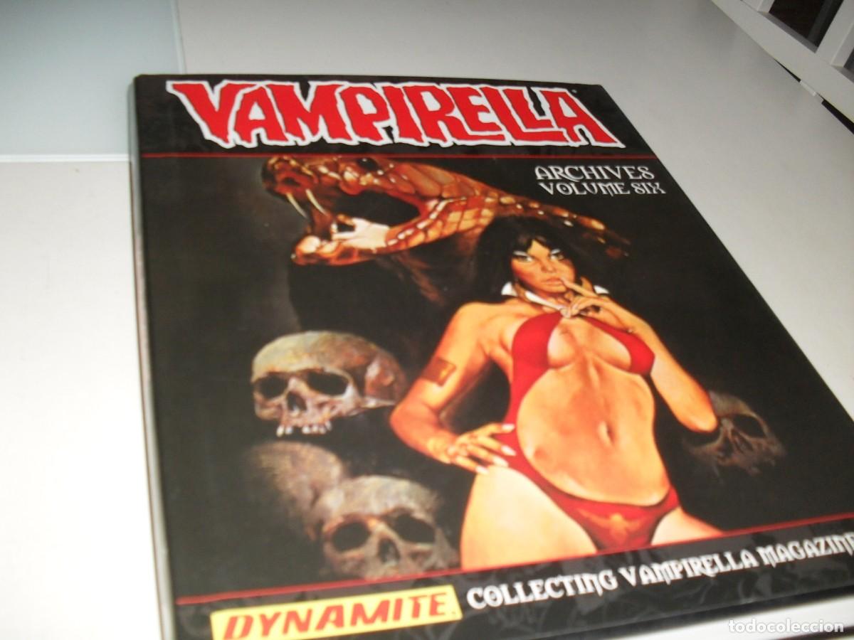 Juguetes antiguos y Juegos de colecci&oacute;n: EN INGLES,VAMPIRELLA ARCHIVES 6,DYNAMITE,A&Ntilde;O 2006,DE LUJO LA EDICION.DE KIOSKO.
