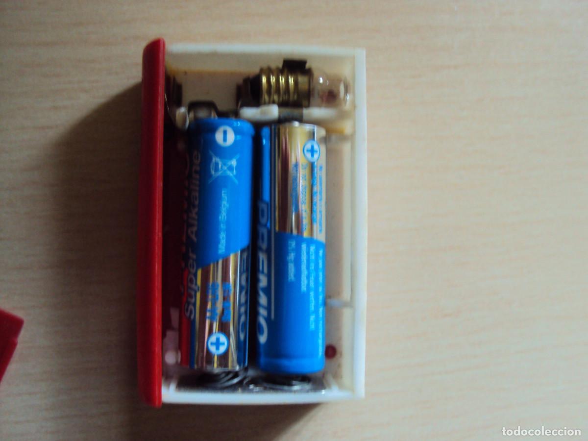 Juguetes antiguos y juegos de colecci&oacute;n: LINTERNA MINI - Foto 3