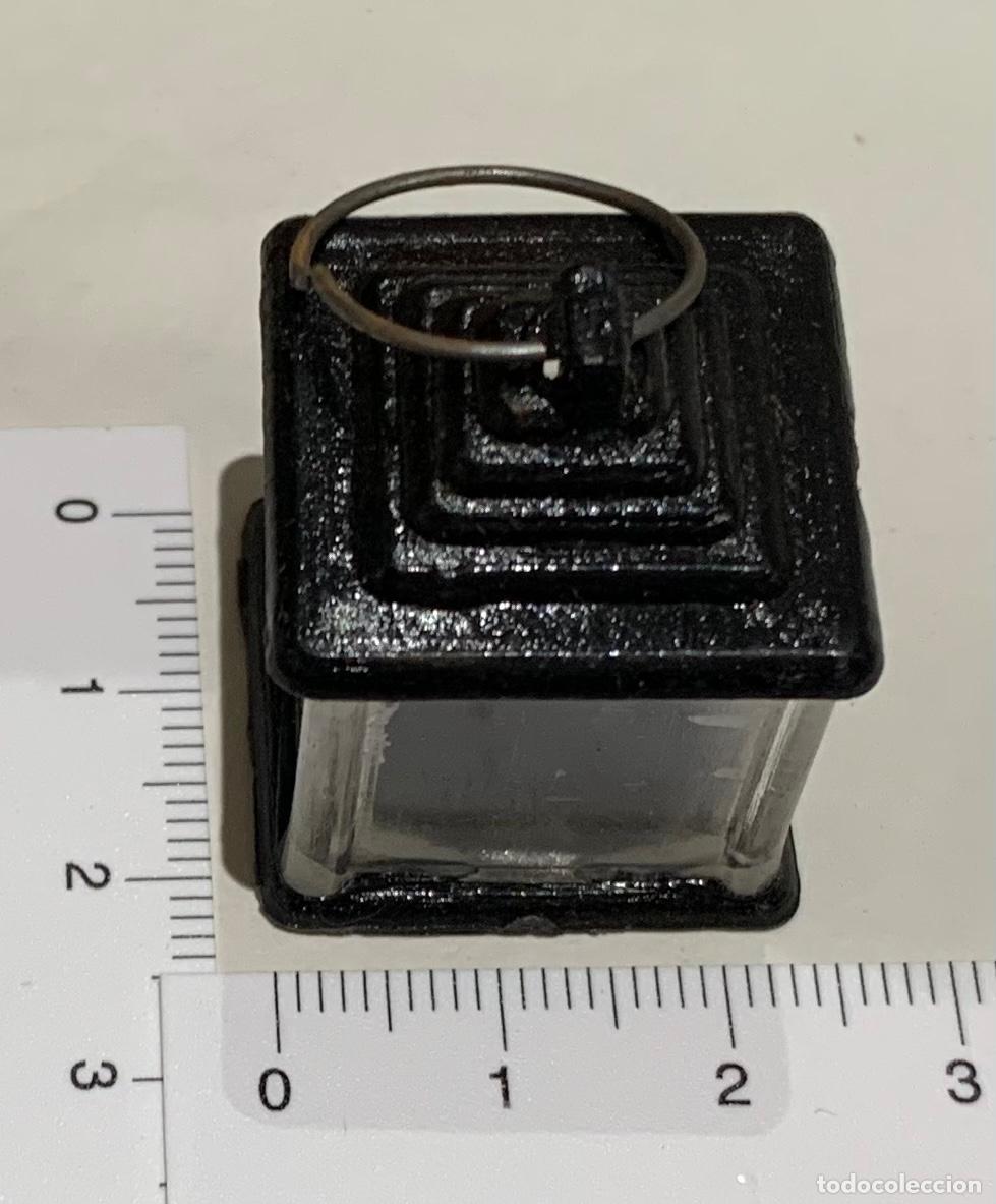 Juguetes antiguos y Juegos de colecci&oacute;n: JUGUETE ORIGINAL DE CUENTO TROQUELADO 45 FAROL MODELO 2