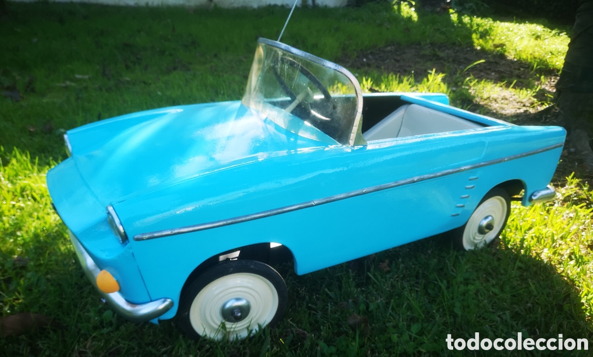 Juguetes antiguos y Juegos de colecci&oacute;n: Renault Florida descapotable a pedales a&ntilde;o 1961