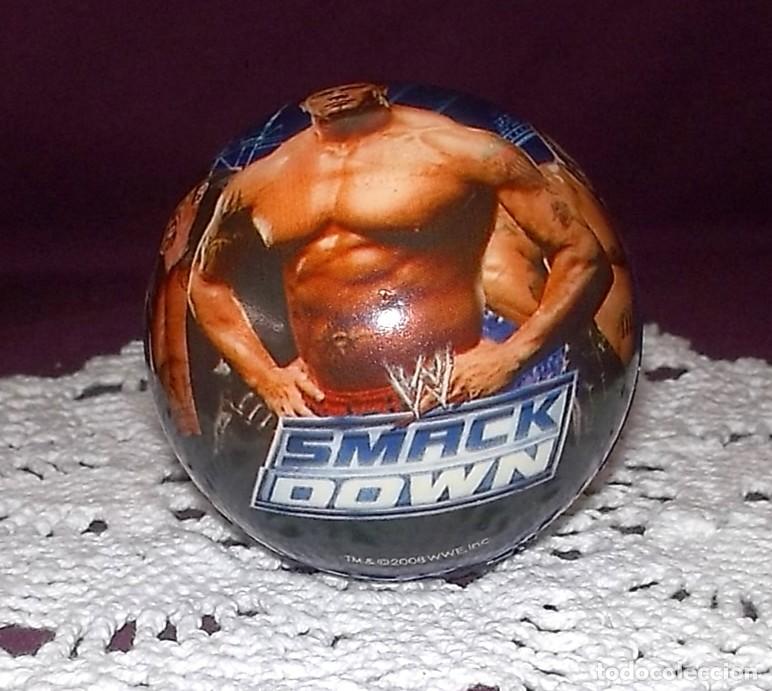 Brinquedos antigos e Jogos de cole&ccedil;&atilde;o: PELOTA PEQUE&Ntilde;A DE MANO-SMACK DOWN-2008