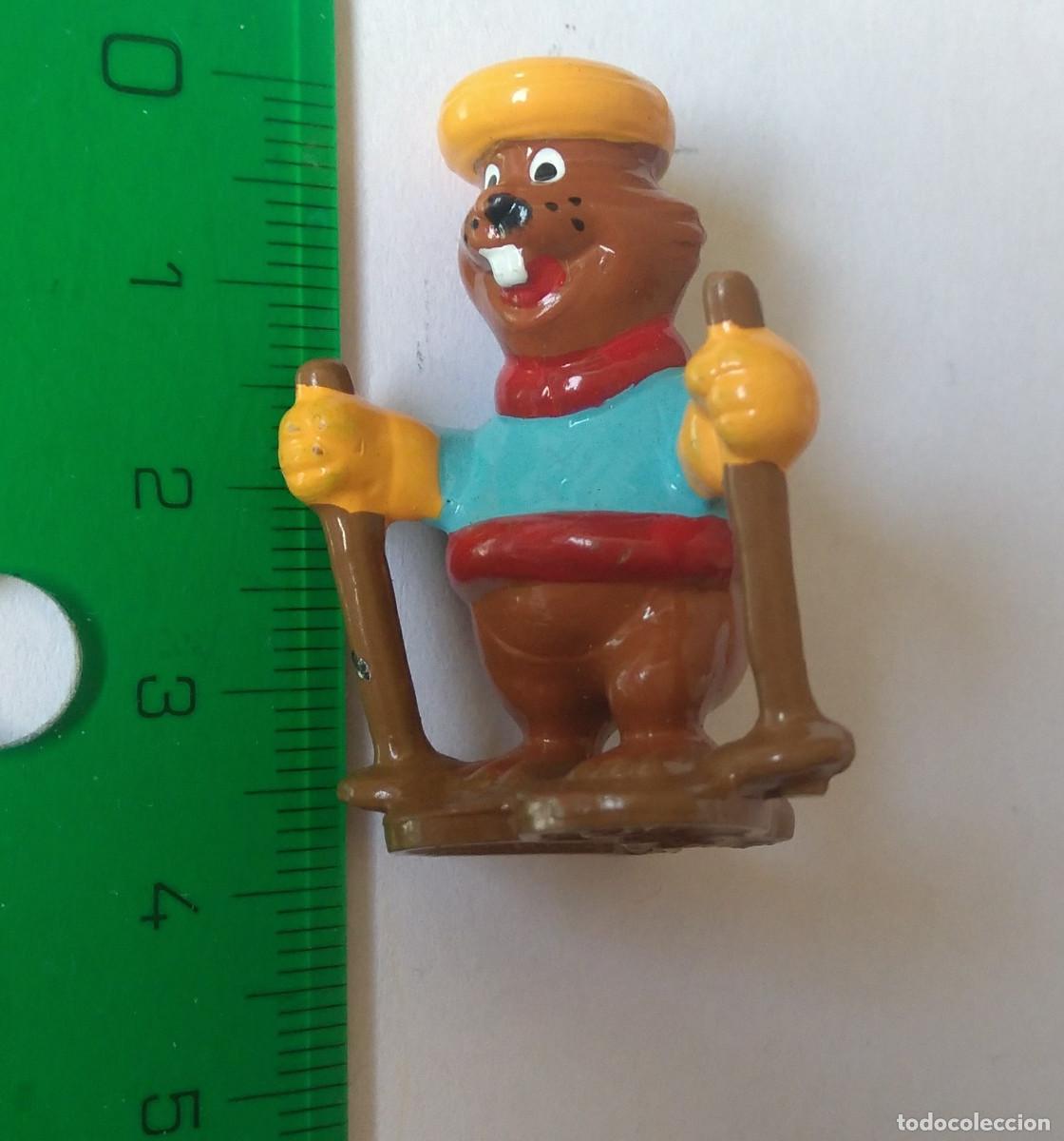 Juguetes antiguos y Juegos de colecci&oacute;n: tumador serie 1 mu&ntilde;eco mini figura castor mu&ntilde;equito miniatura figurita esquies esquis esquiador