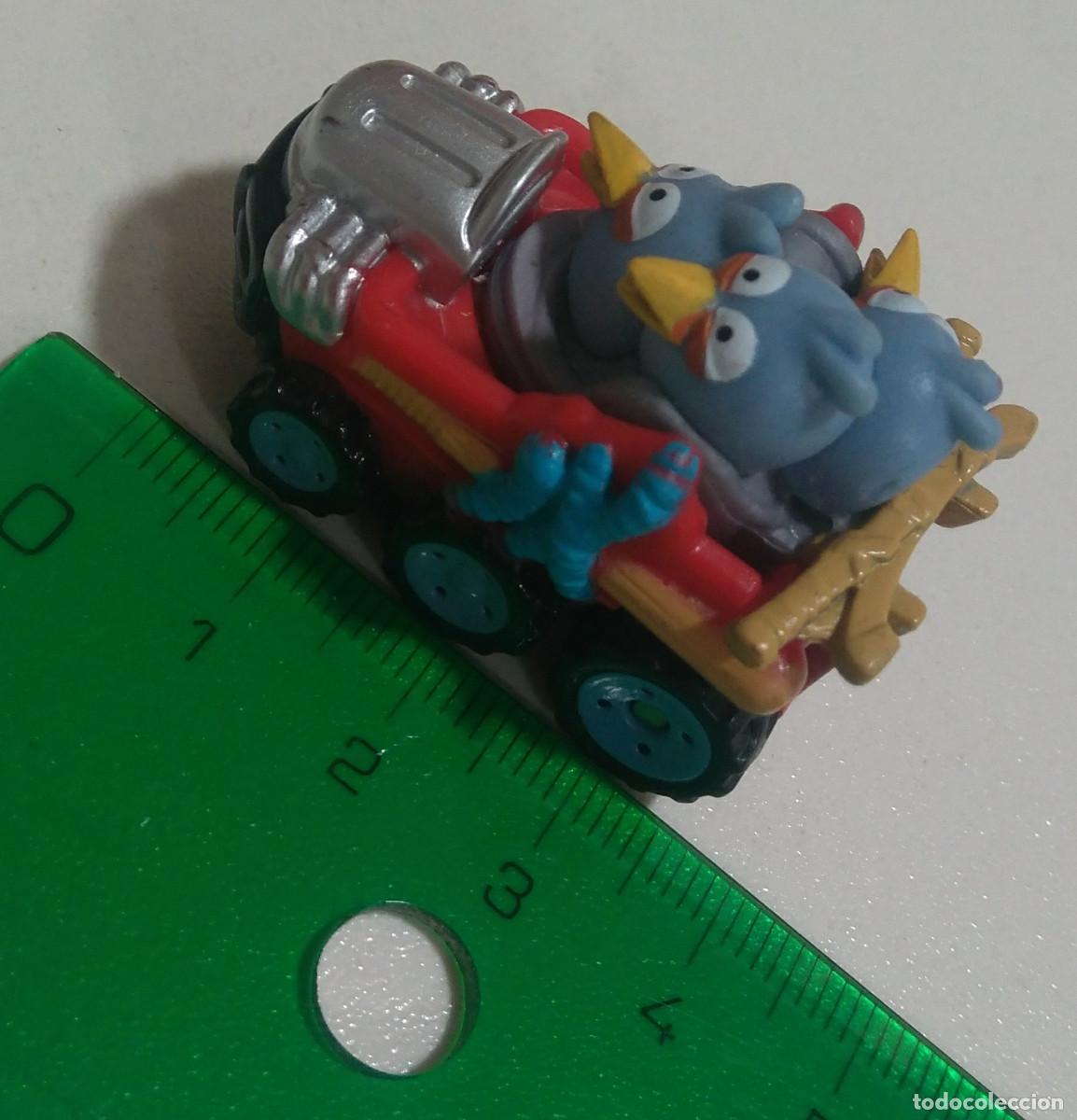 Juguetes antiguos y Juegos de colecci&oacute;n: coche angry birds bird vehiculo miniatura mini bola metalica codigo qr figuritas mu&ntilde;equitos bolido