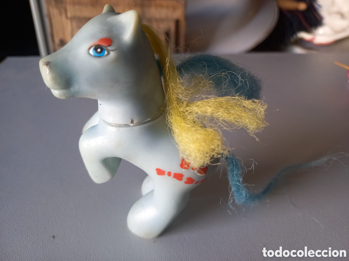 Antique Toys and Collectible Games: Raro y Peque&ntilde;o pony Made in China a dos patas