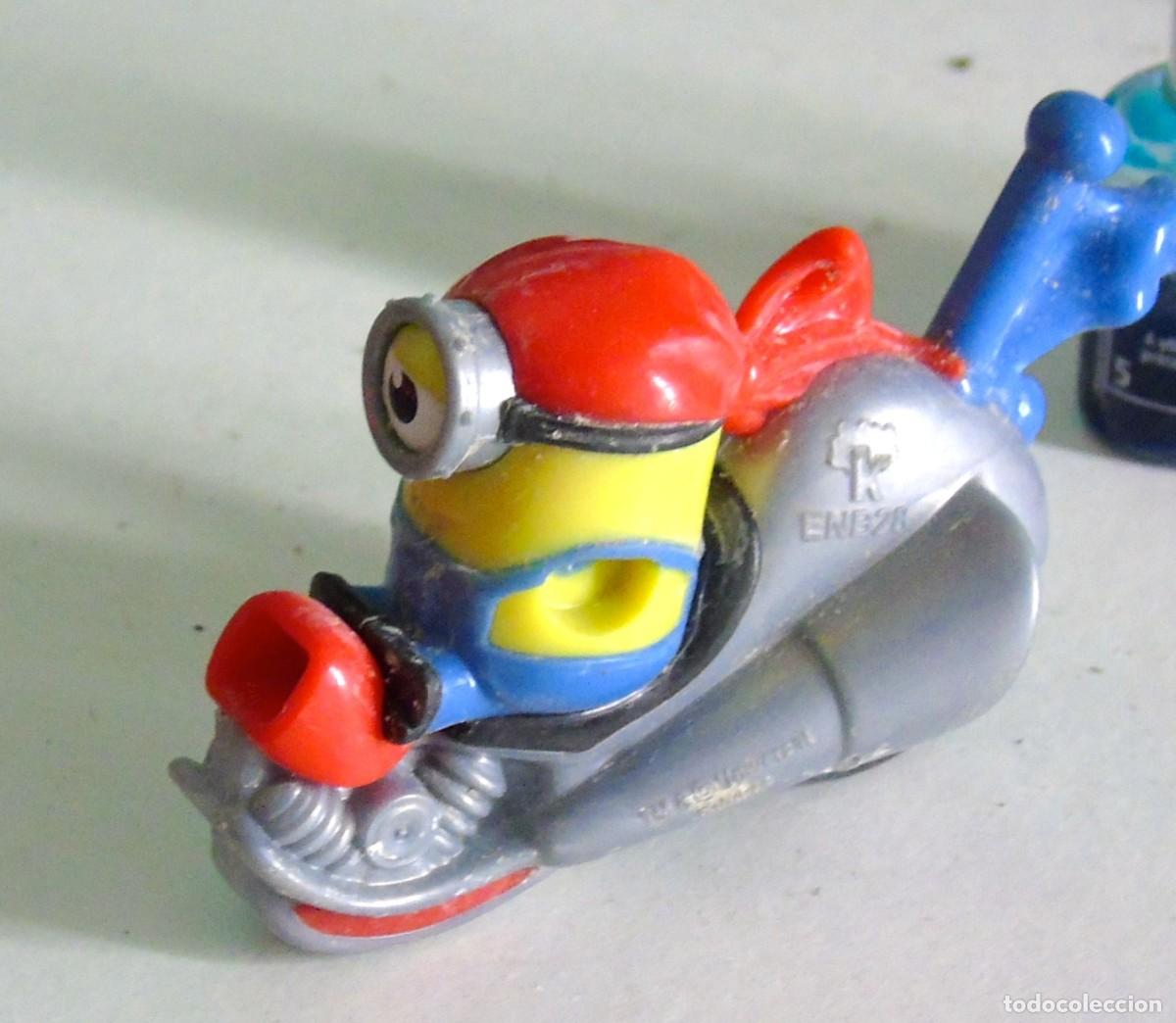 Giocattoli antichi e Giochi di collezione: MINIONS EN MOTO