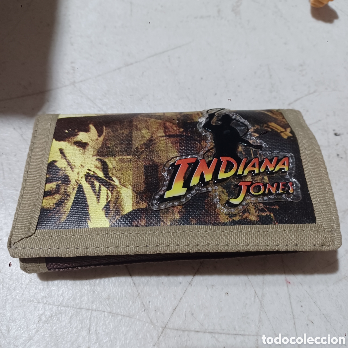 Juguetes antiguos y Juegos de colecci&oacute;n: Cartera portallaves publicidad Indiana Jones
