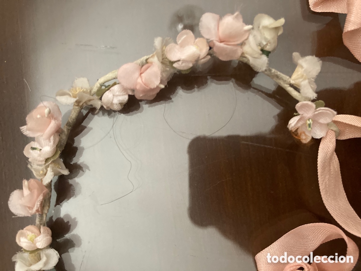 Juguetes antiguos y Juegos de colecci&oacute;n: Corona de flores para mu&ntilde;eca antigua