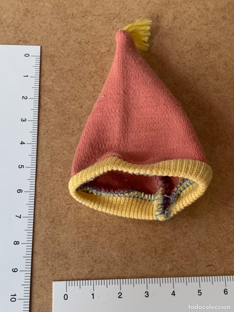 Juguetes antiguos y Juegos de colecci&oacute;n: JUGUETE ORIGINAL DE CUENTO TROQUELADO 72 GORRO BEB&Eacute; MU&Ntilde;ECA MU&Ntilde;ECO