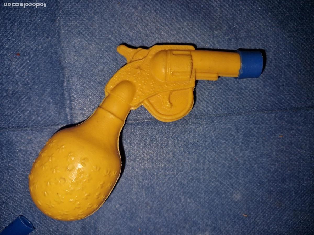 Juguetes antiguos y Juegos de colecci&oacute;n: PISTOLA DE AGUA - KIOSKO