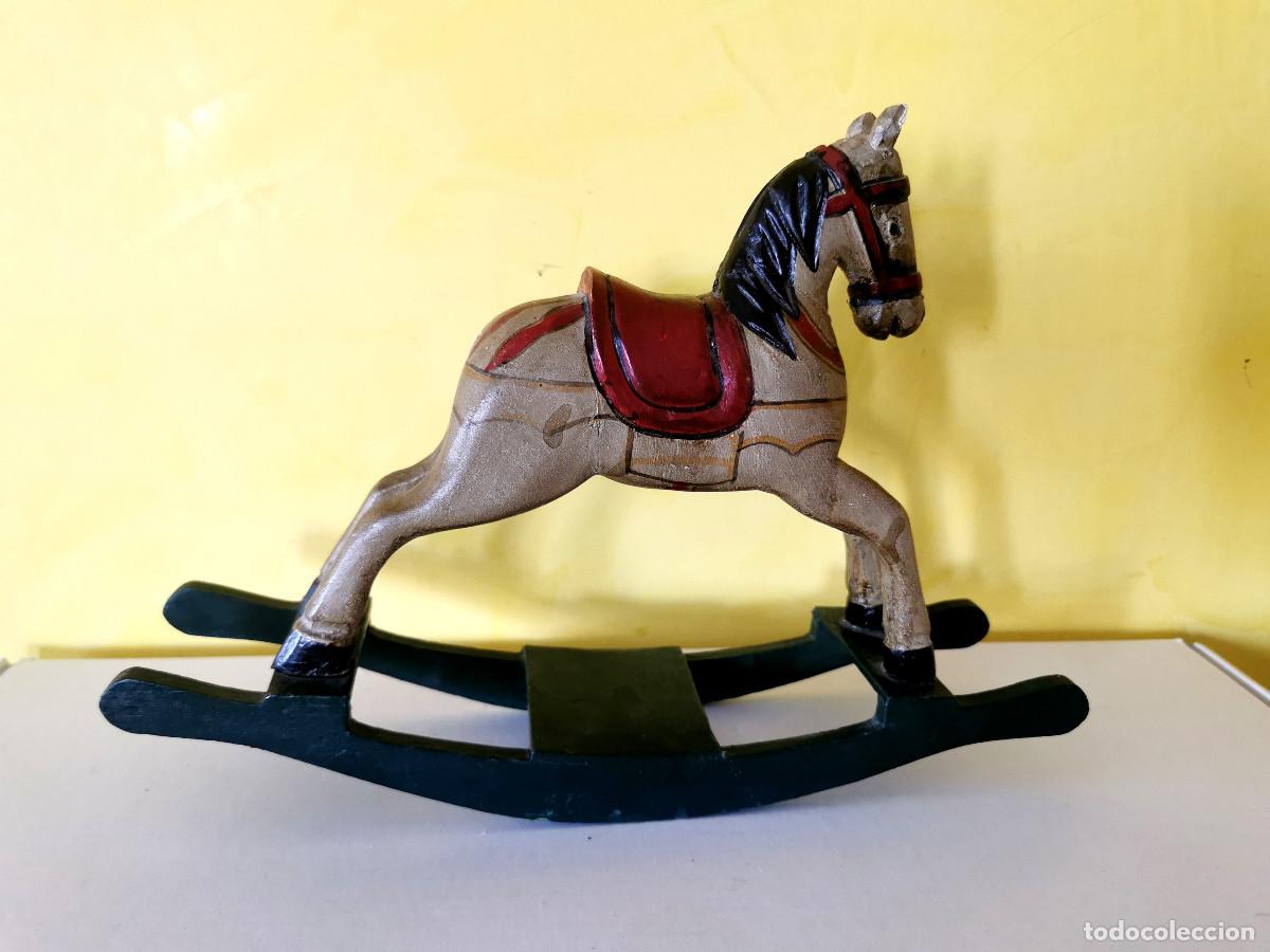Jouets Anciens et Jeux de collection: Caballito Balanc&iacute;n de madera en miniatura. 28 x 7 x 20 cm